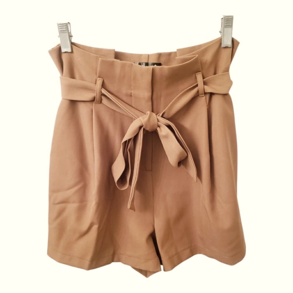 Allegra K High-Waisted Belted Paperbag Shorts – Light Brown, Size Medium